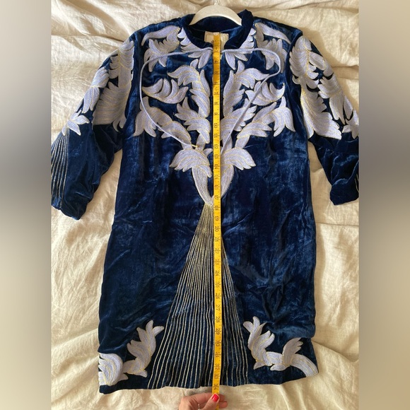 Chasing Unicorns💫 Midnight Rider Velvet Tunic sz M - Picture 13 of 14